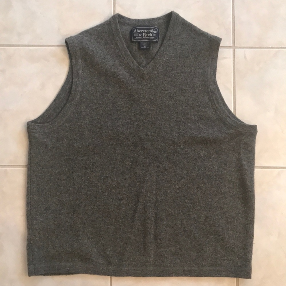 Charcoal Lambswool Men’s Sweatervest